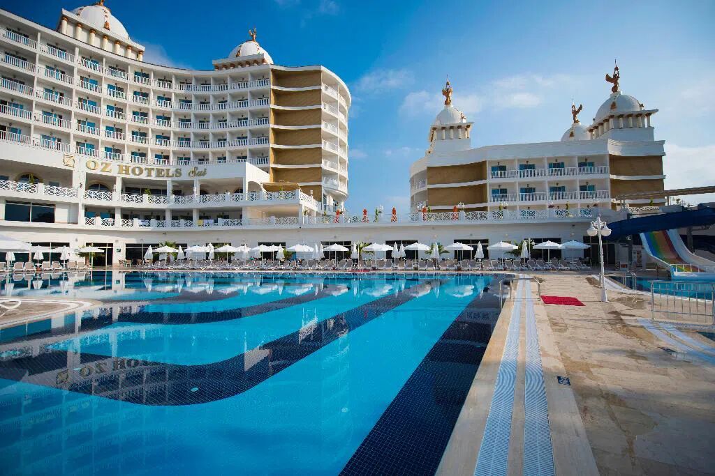 OZ SUI Resort Hotel cover