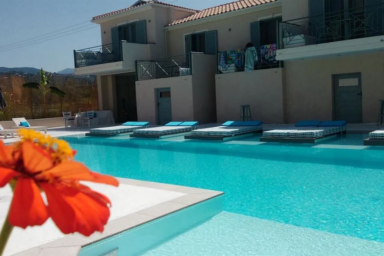 Villa Olga Lounge Hotel cover