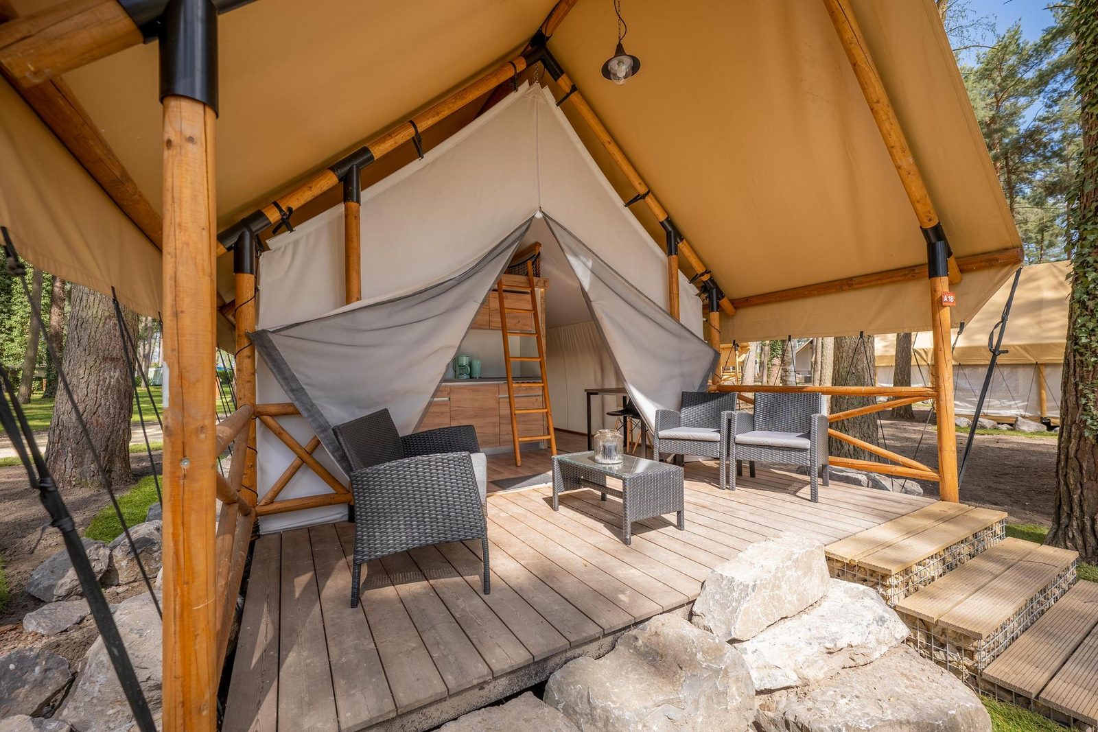 Hoge Kempen · Glampingtent Luxe 6 cover
