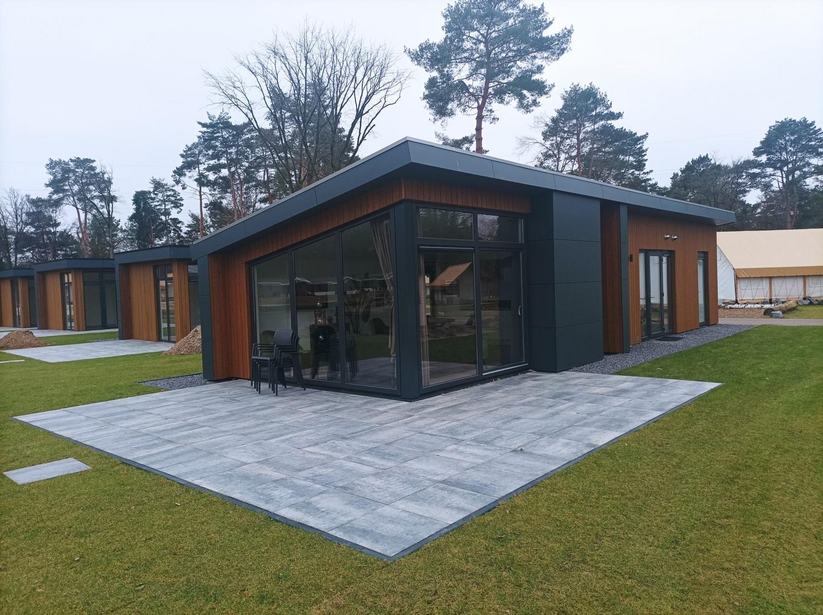 Zilverstrand · Pavilion Maximaal 4 cover