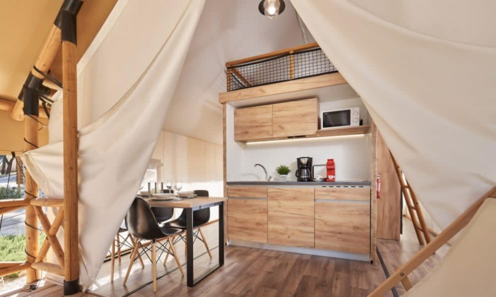 Gulperberg · Glampingtent 4 cover