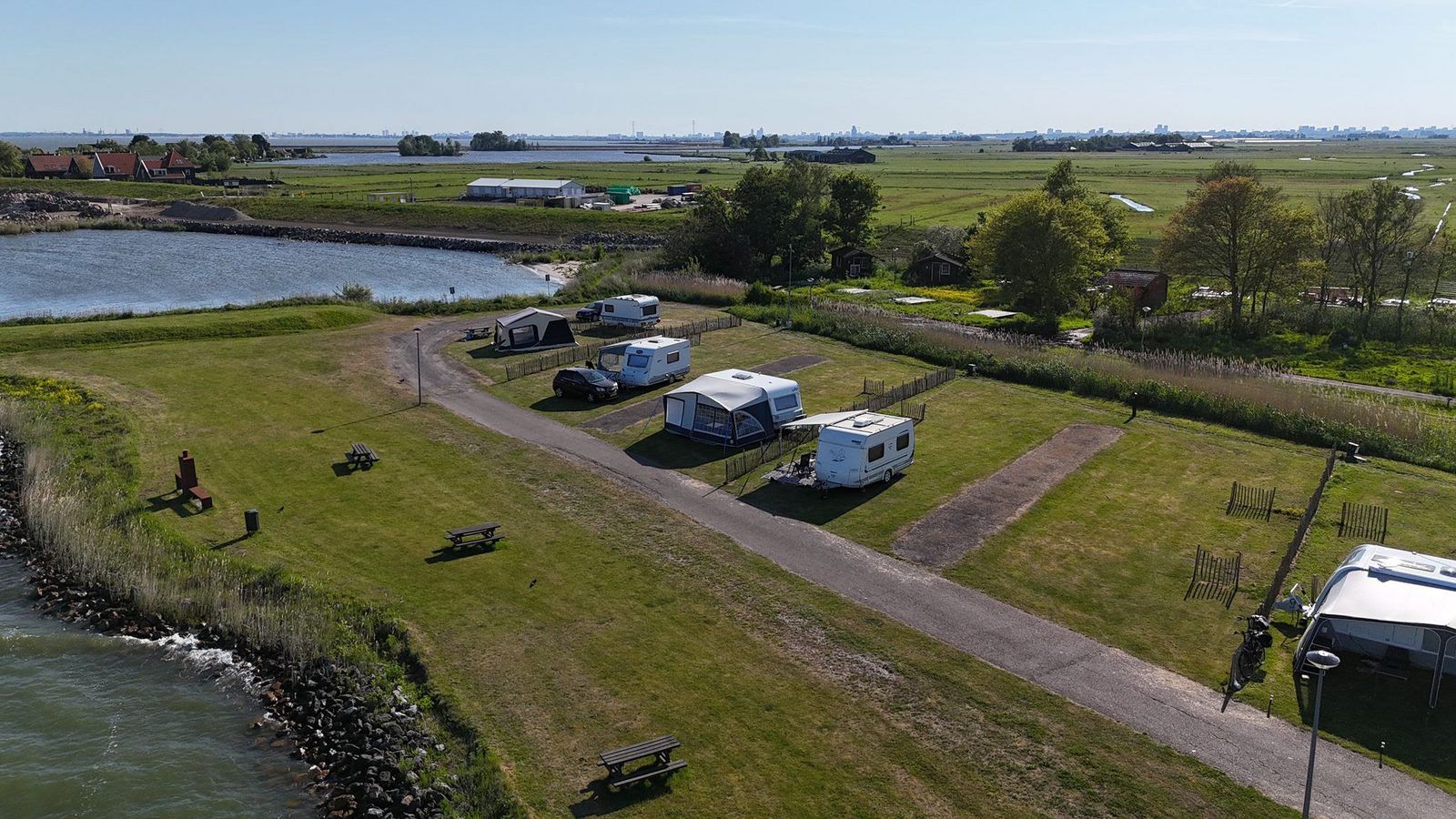 Poort Van Amsterdam · Kampeerplaats Comfort XL cover