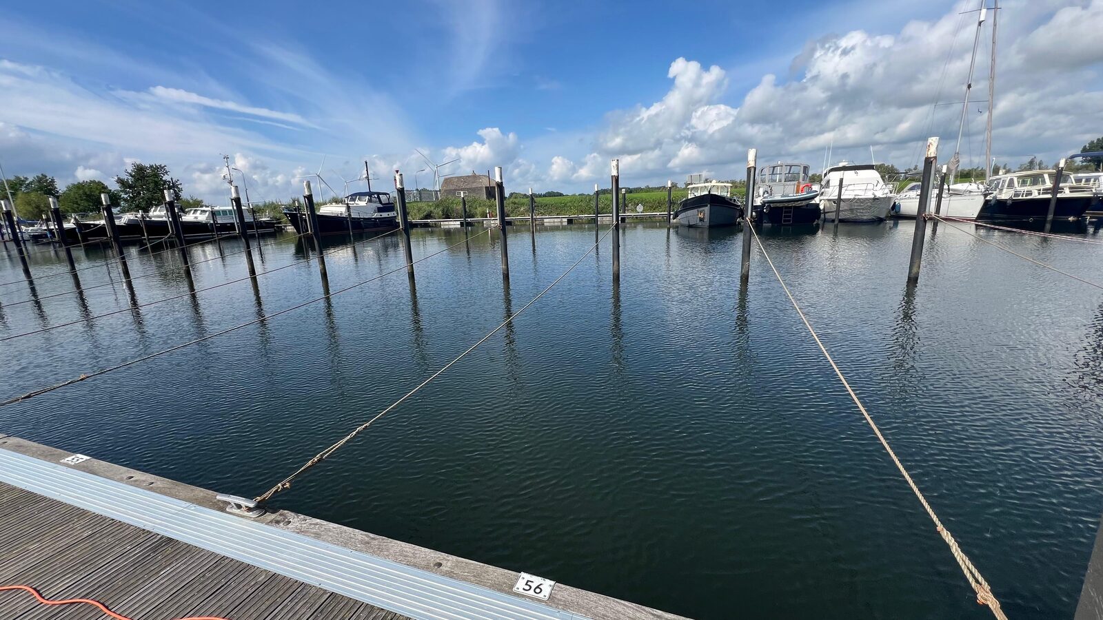 de Biesbosch · Ligplaats jachthaven 11m x 2m