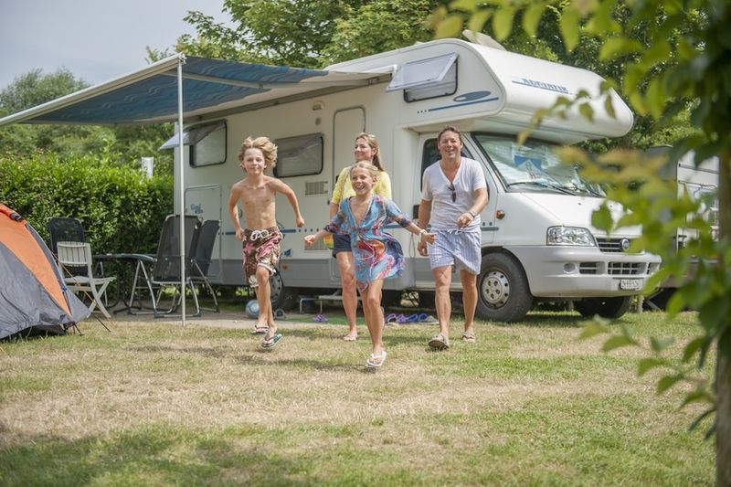 Camper veld M cover