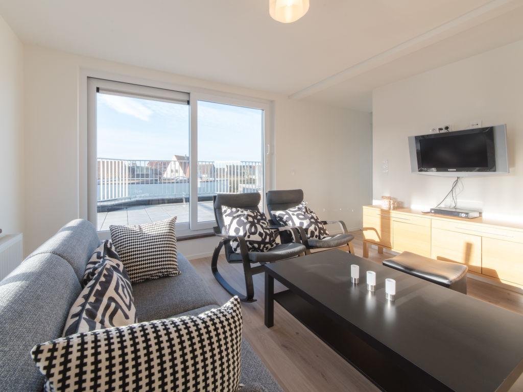 De Zeegloed duplex with parking