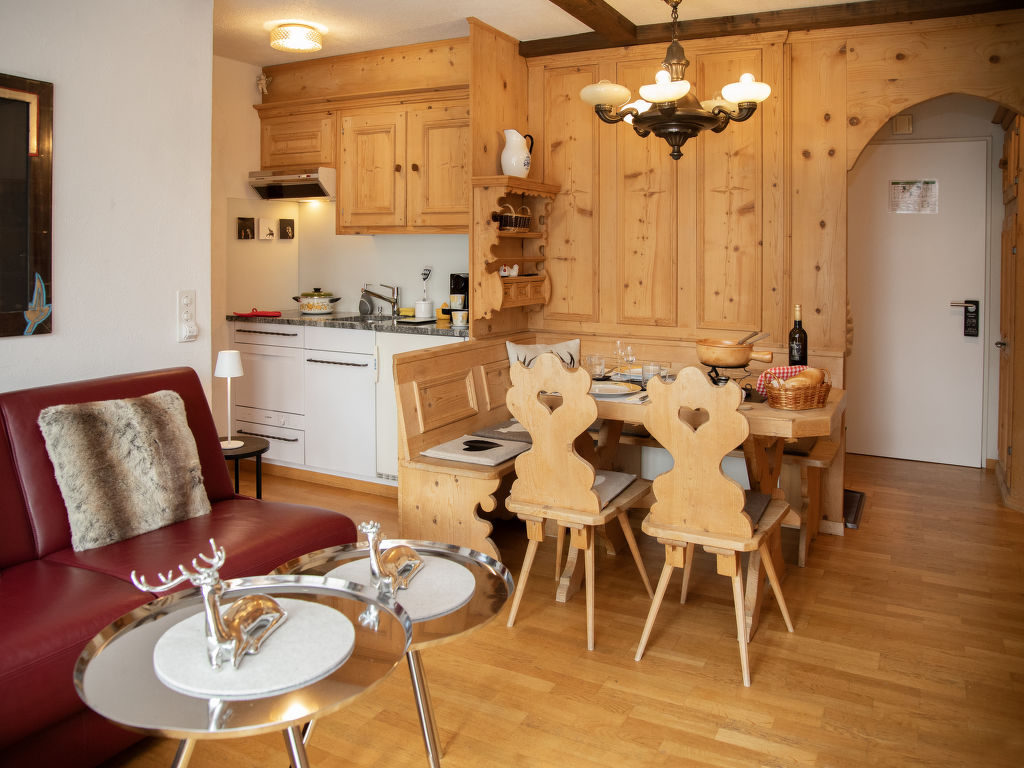 La Siala Apt.2