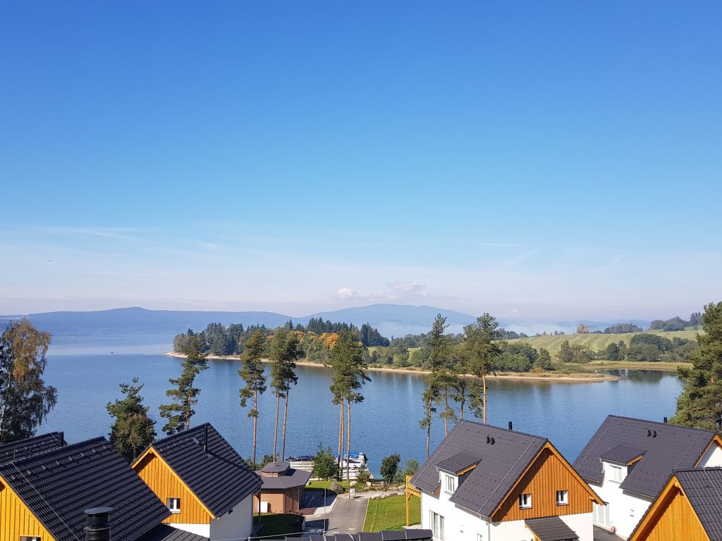 Lakeside Village 36