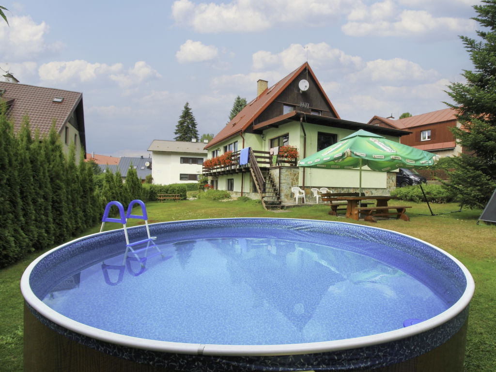 Harrachov Pool & Garden