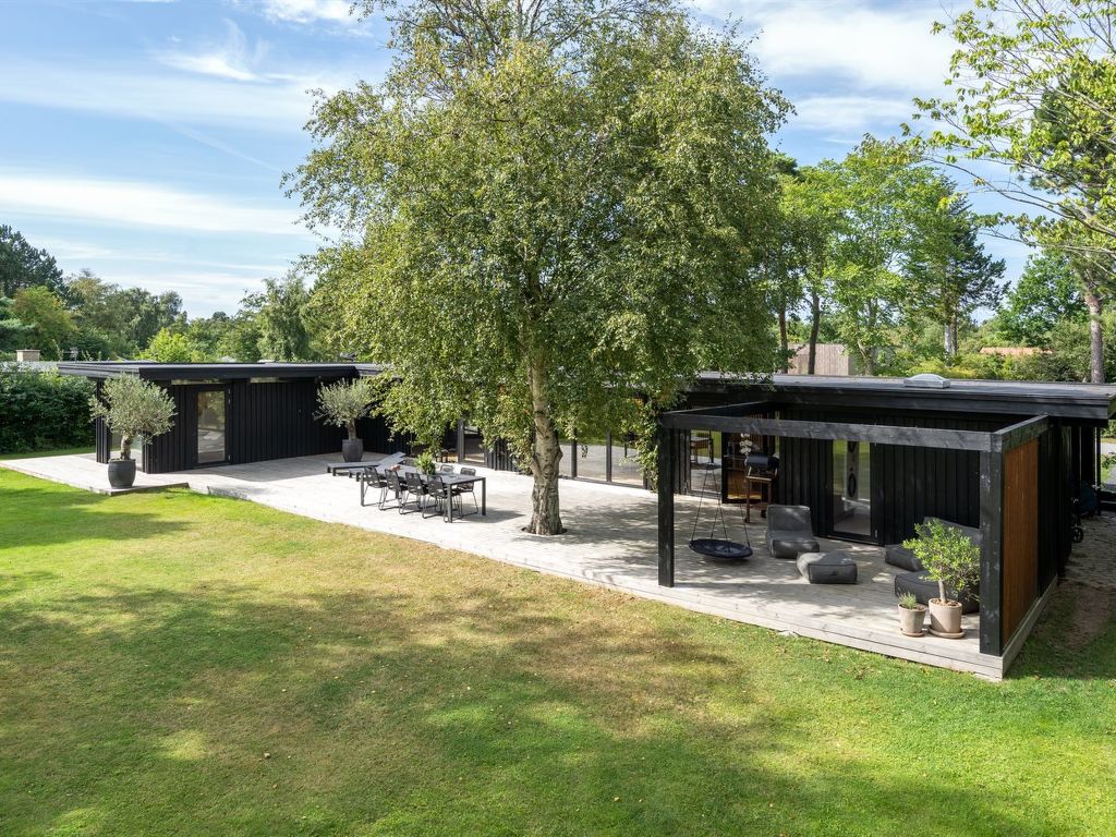 "Hævnir" - 1km from the sea