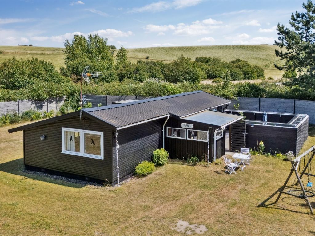 "Ludvika" - 350m from the sea