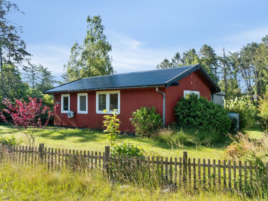 "Herulf" - 2km from the sea