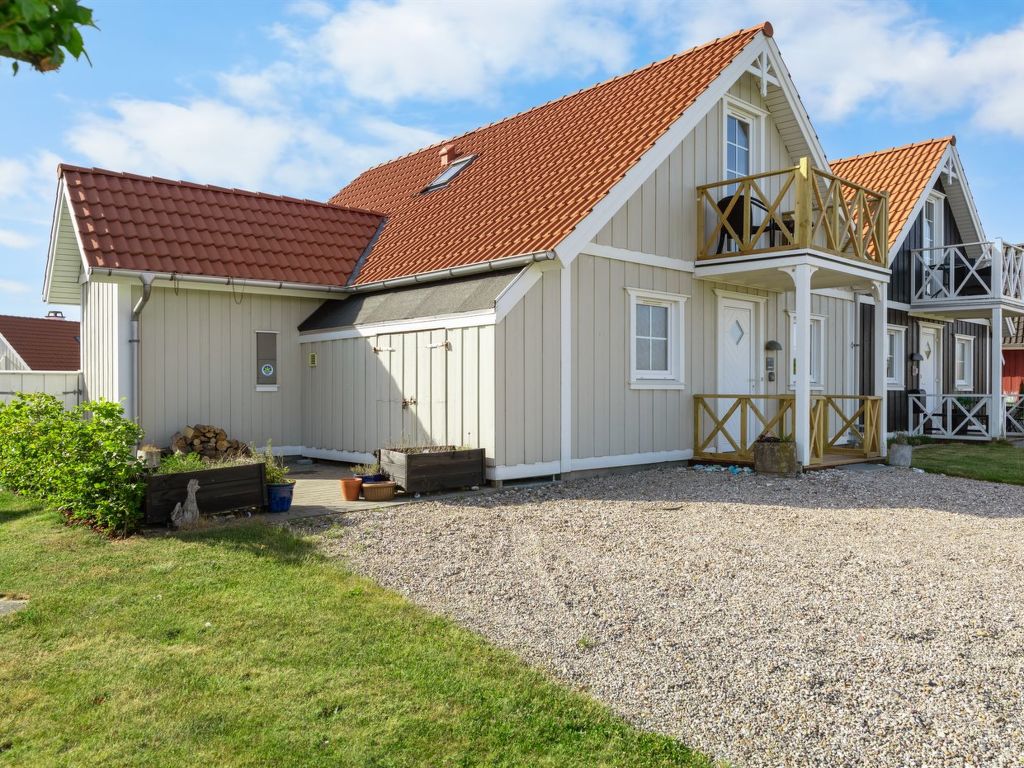 "Solvey" - 270m from the sea
