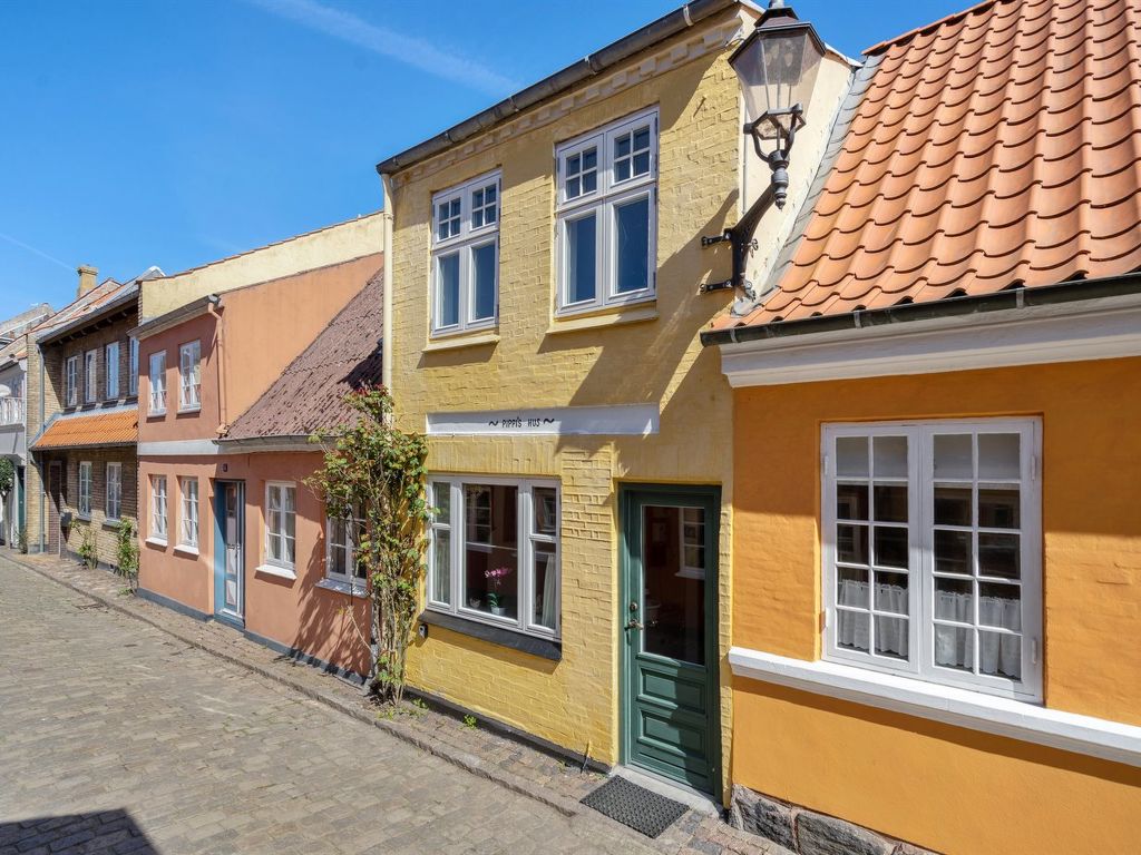 "Laust" - 250m from the sea
