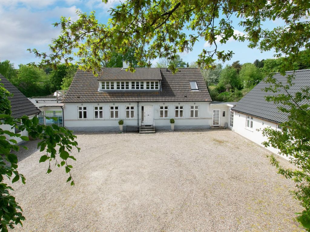 "Gunhilda" - 200m from the sea