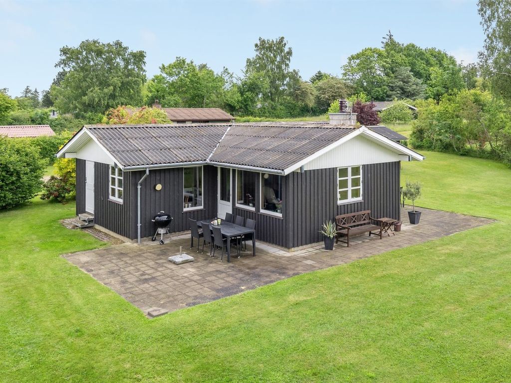 "Jaike" - 350m from the sea