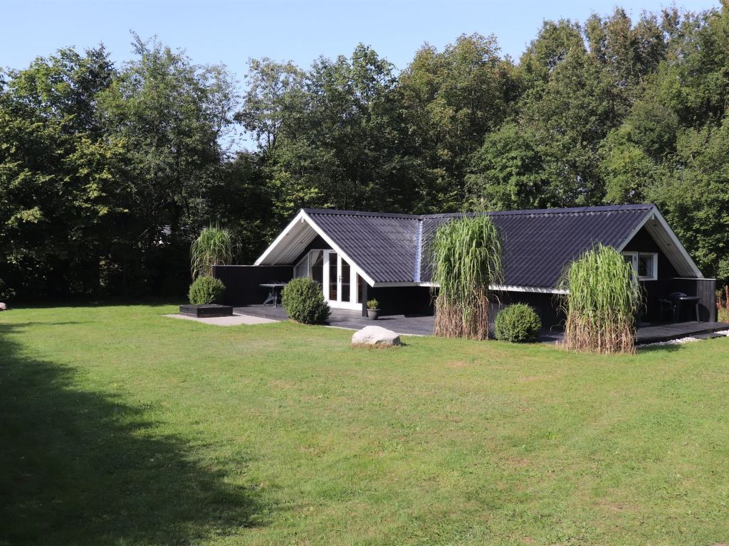 "Anninka" - 28km from the sea