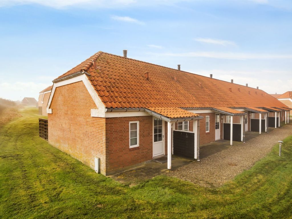 "Ubbe" - 200m from the sea