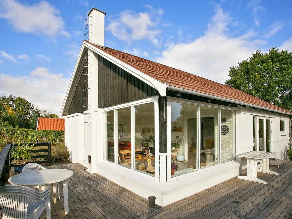 "Melina" - 100m from the sea