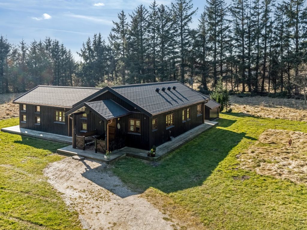 "Marla" - 1.1km from the sea