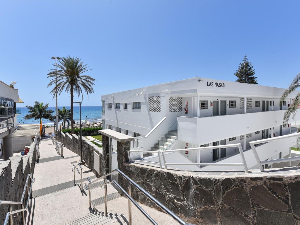 Beachfront Nasas 4 JM