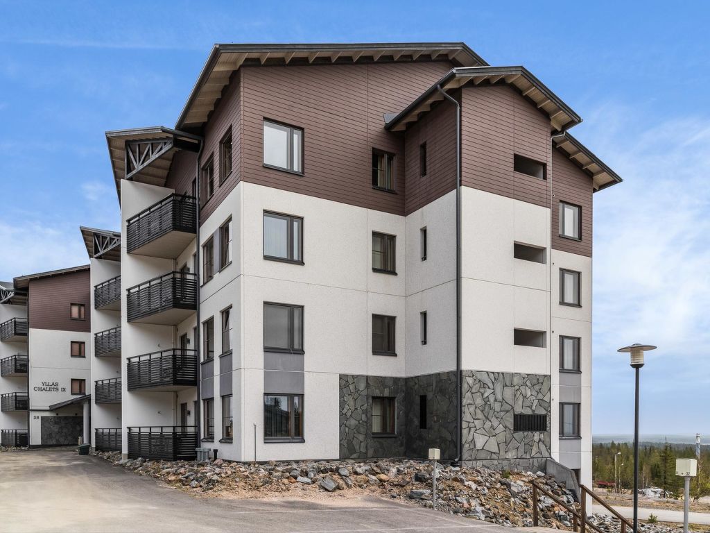 Nordic chalet 9408