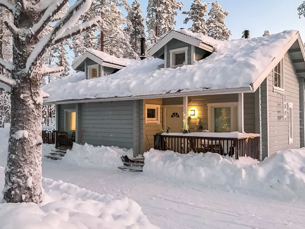 Ylläs iisakki as. 10 b
