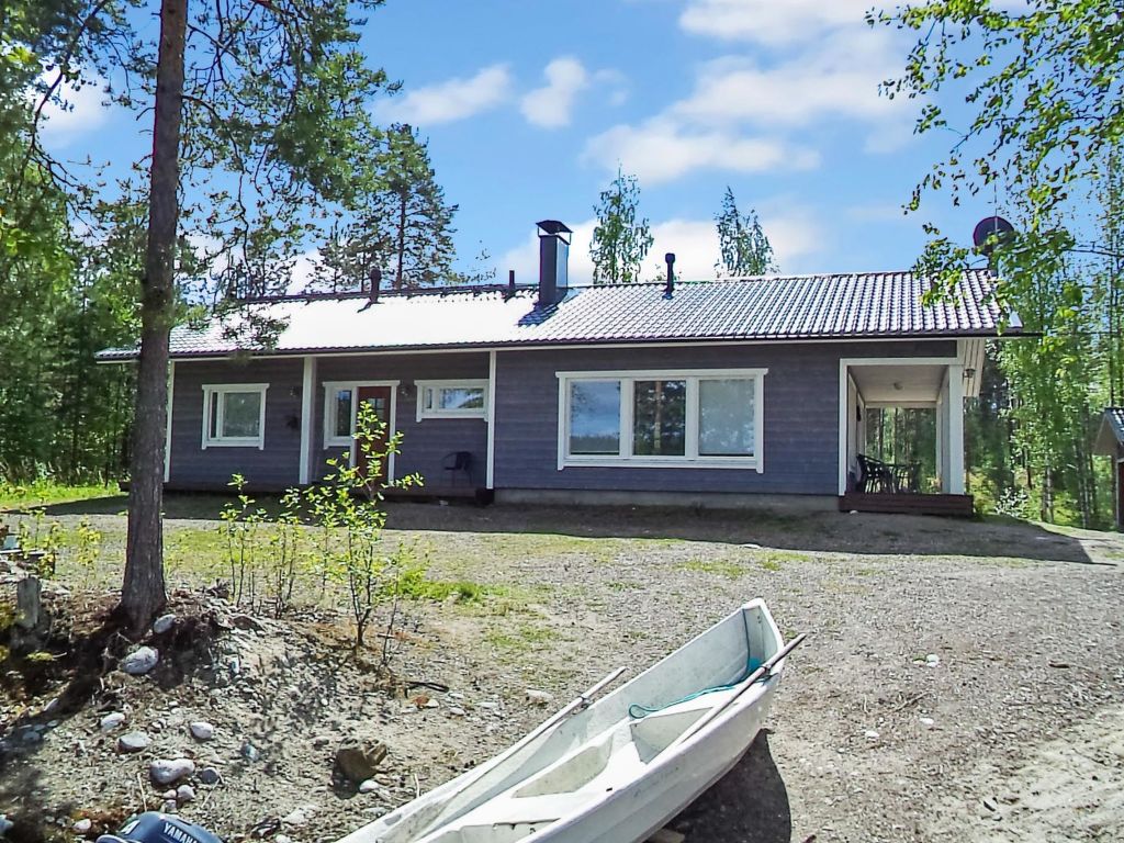 Hot pool cottage laurinranta