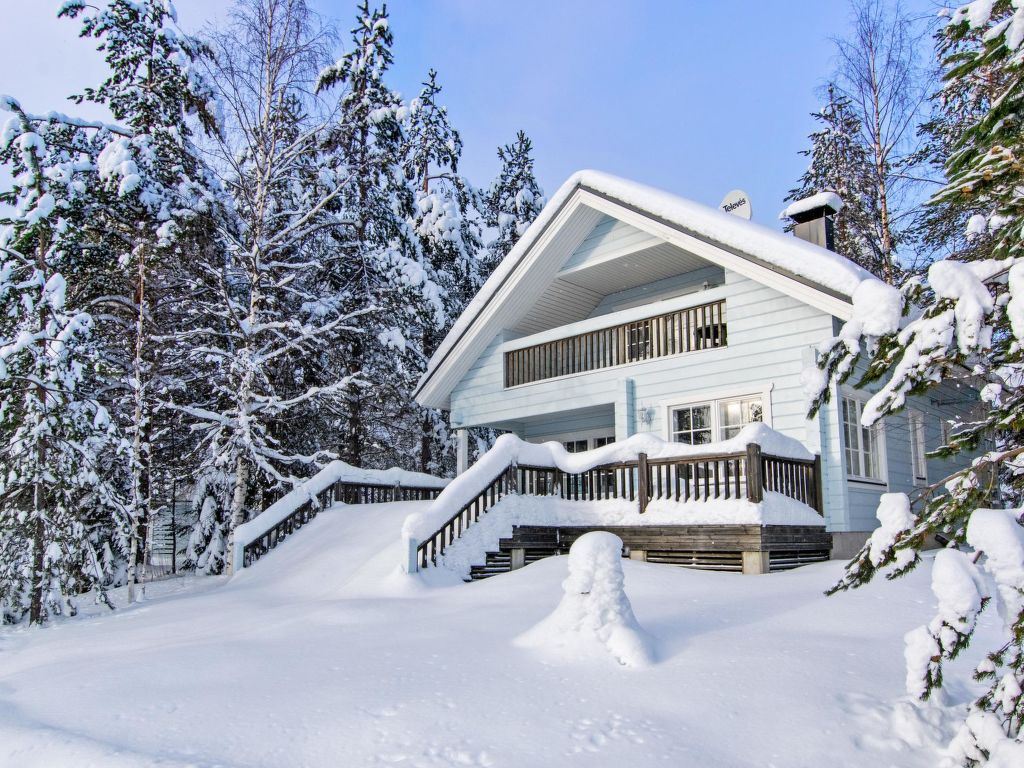 Lomataivas mökki