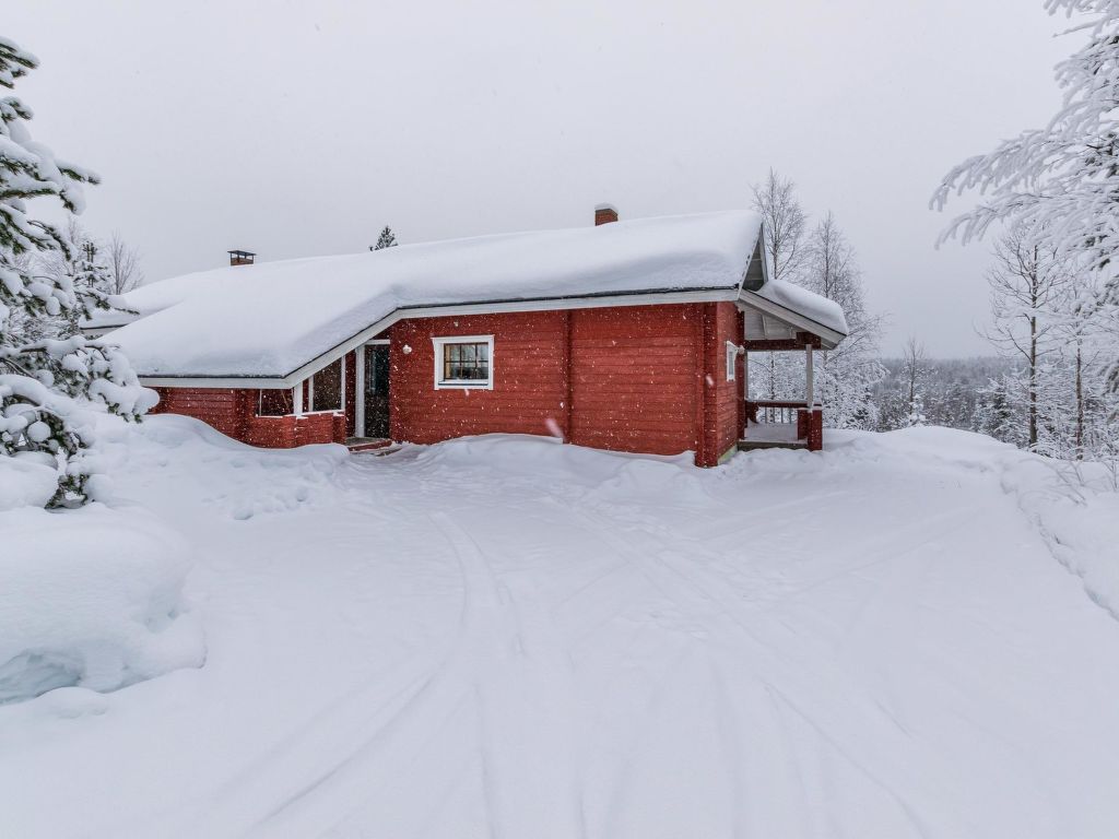 Lomapesä 2b