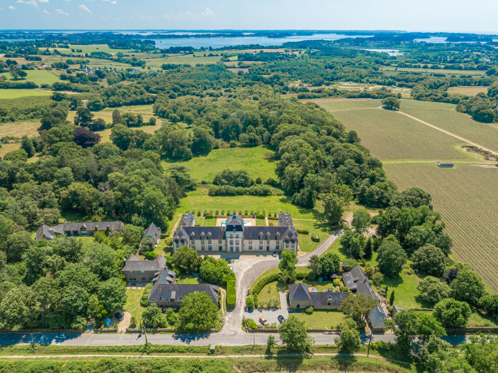 Château De Kergonano, dans l'Orangerie
