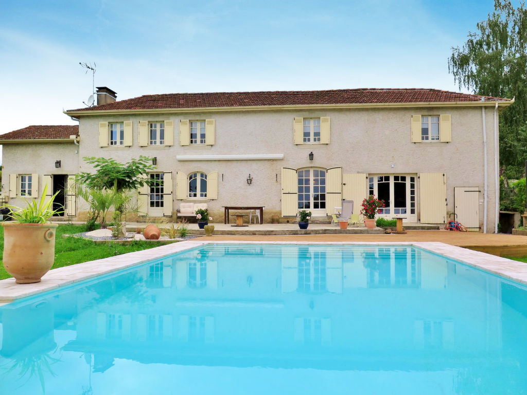 Aucéloun