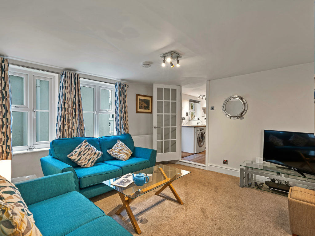 Porthole Cottage
