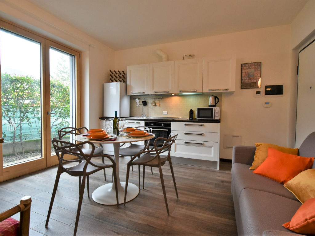 Olmo Garden Apartment