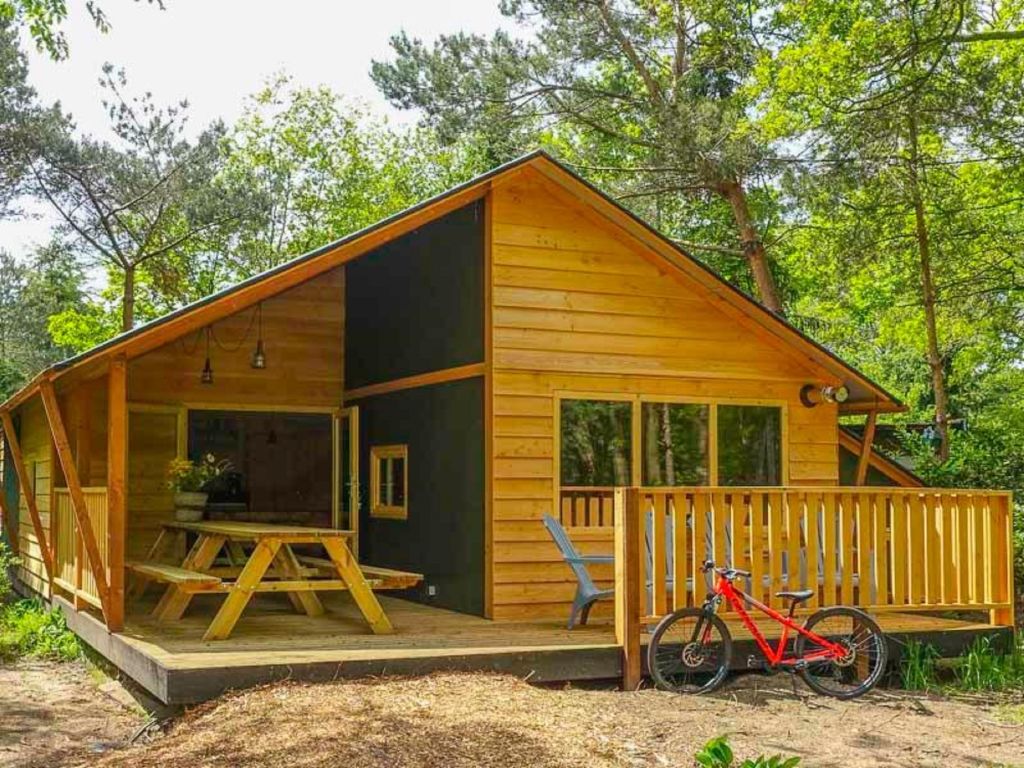 Glamping family lodge 10