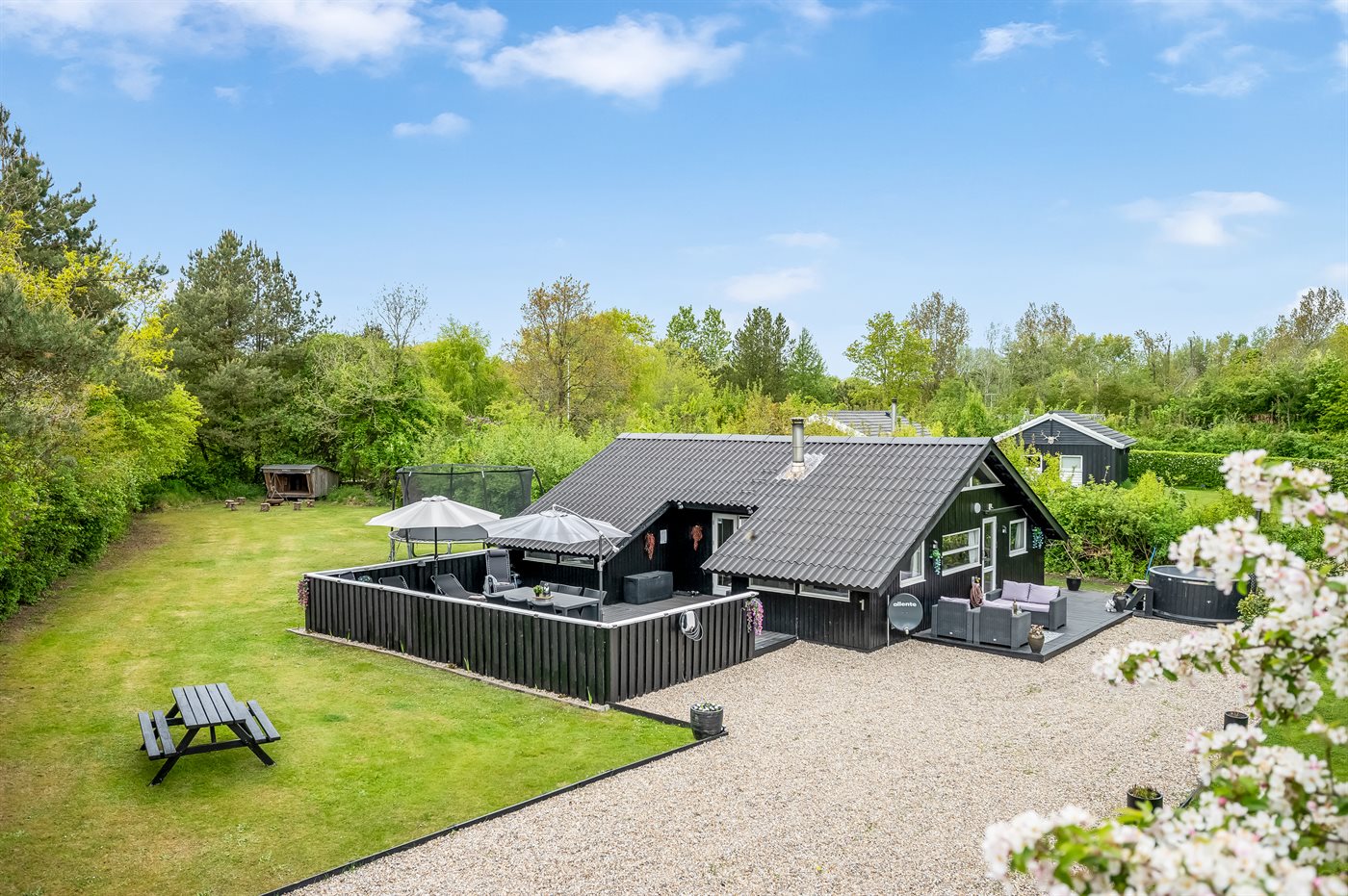 Fyrrelunden 1, Oksbøl