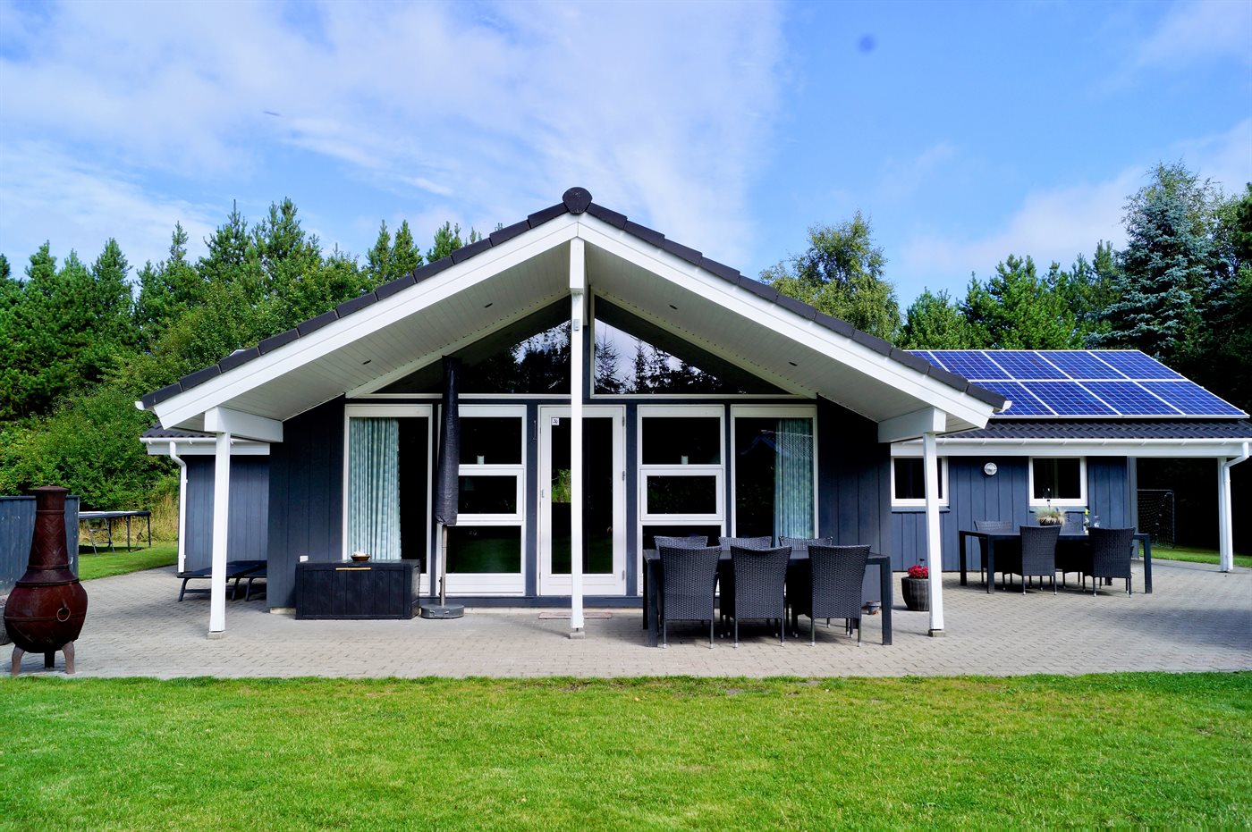 Nøddehaven 22, Oksbøl