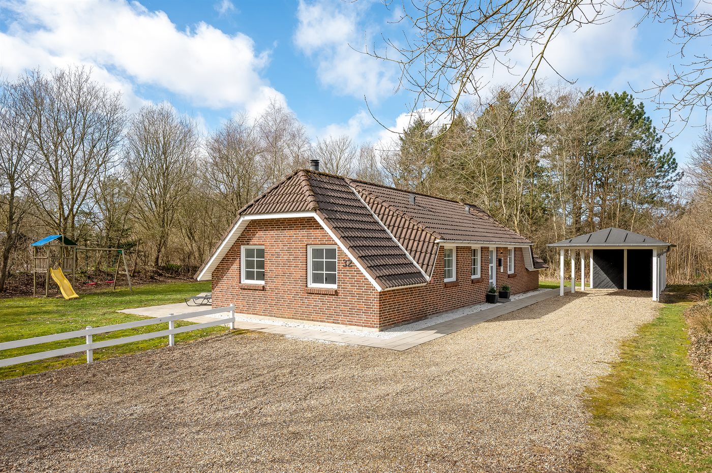 Birkelunden 32, Oksbøl