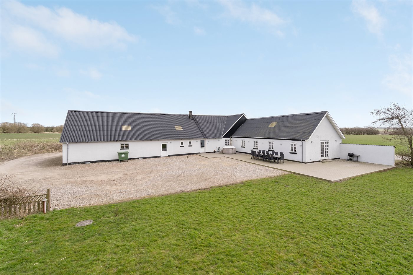 Mellemvej 4, Thyholm