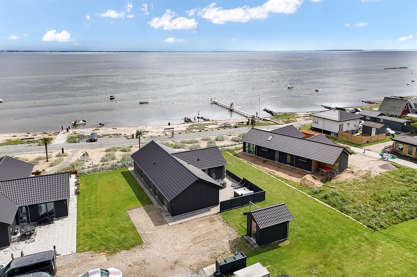 Lille Strandpark 6, Sjølund