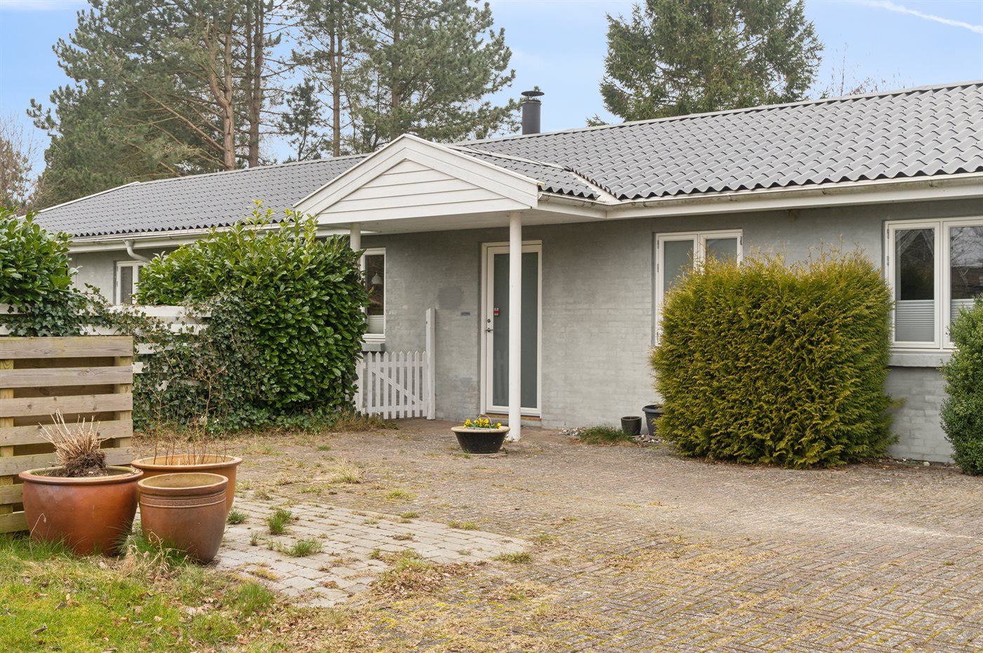Fasanvej 1, Dronningmølle