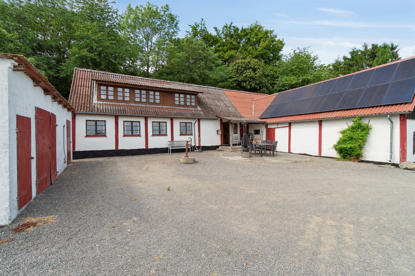 Lyrsbyskov 6, Østermarie