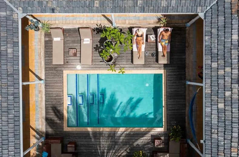 Boho Bohemian Boutique Hotel – Zwembad van boven, Willemstad