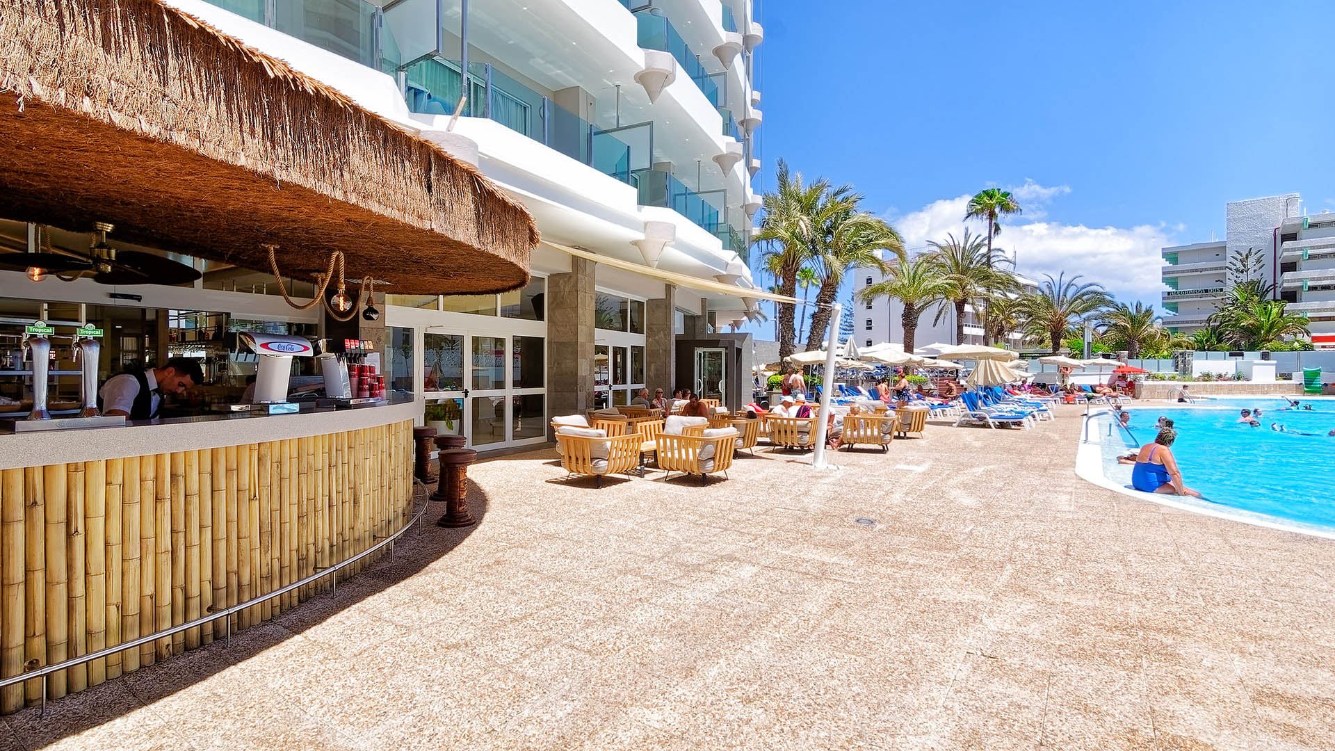 Bull Hotel Escorial & Spa – Strandbar, Playa del Ingles