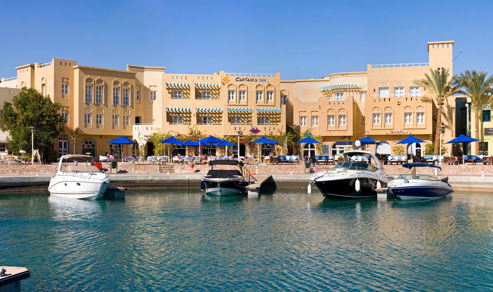 Captain's Inn Hotel – Gevel aan jachthaven, El Gouna