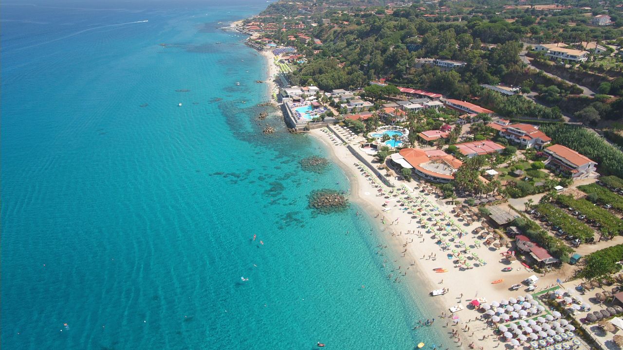 Villaggio Il Gabbiano – Kust van boven, San Nicolo