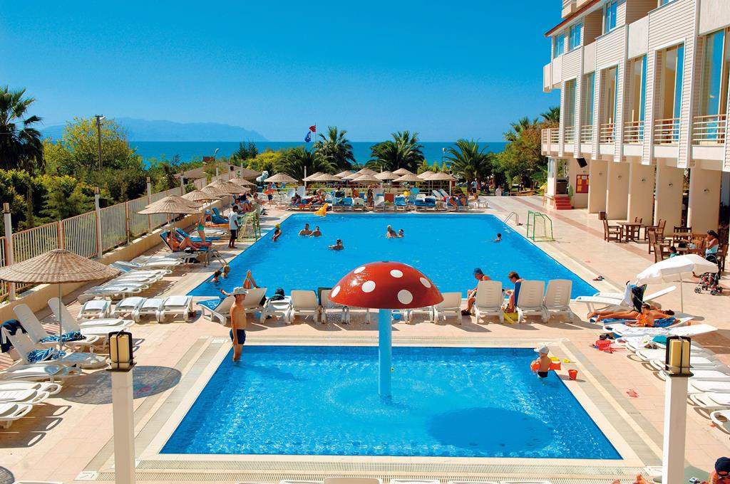 Ephesia Hotel – Kinderzwembad met paddenstoel, Kusadasi