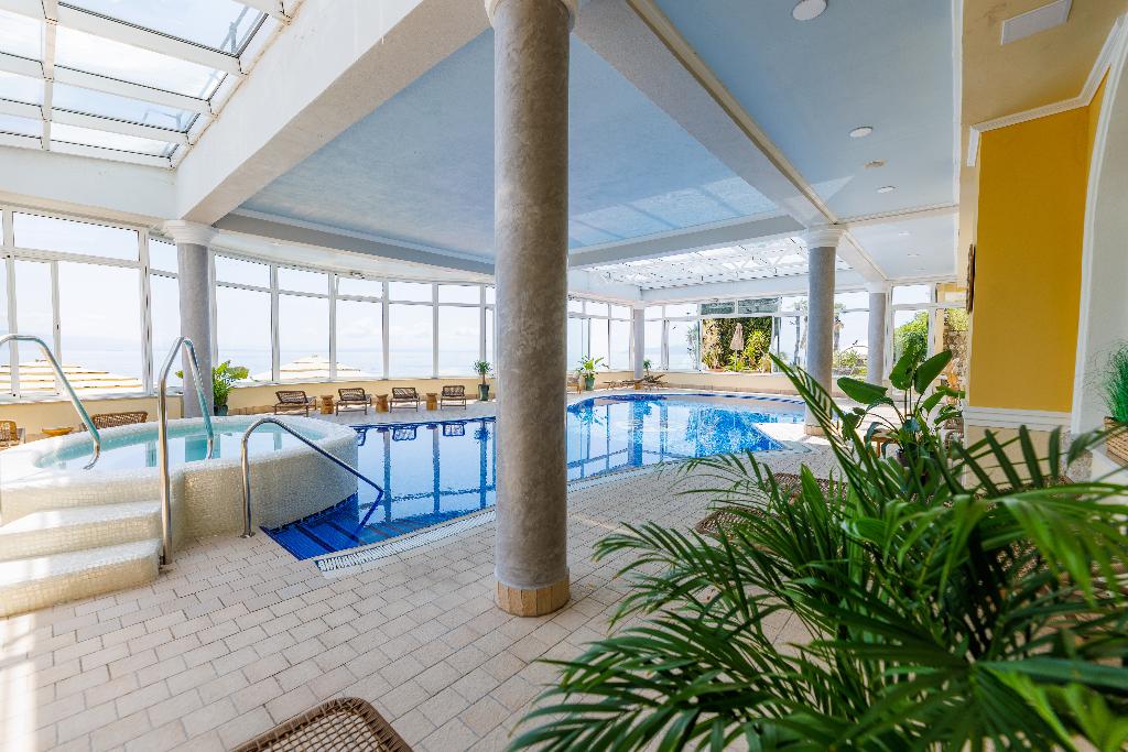 Savoy – Binnenzwembad, Opatija