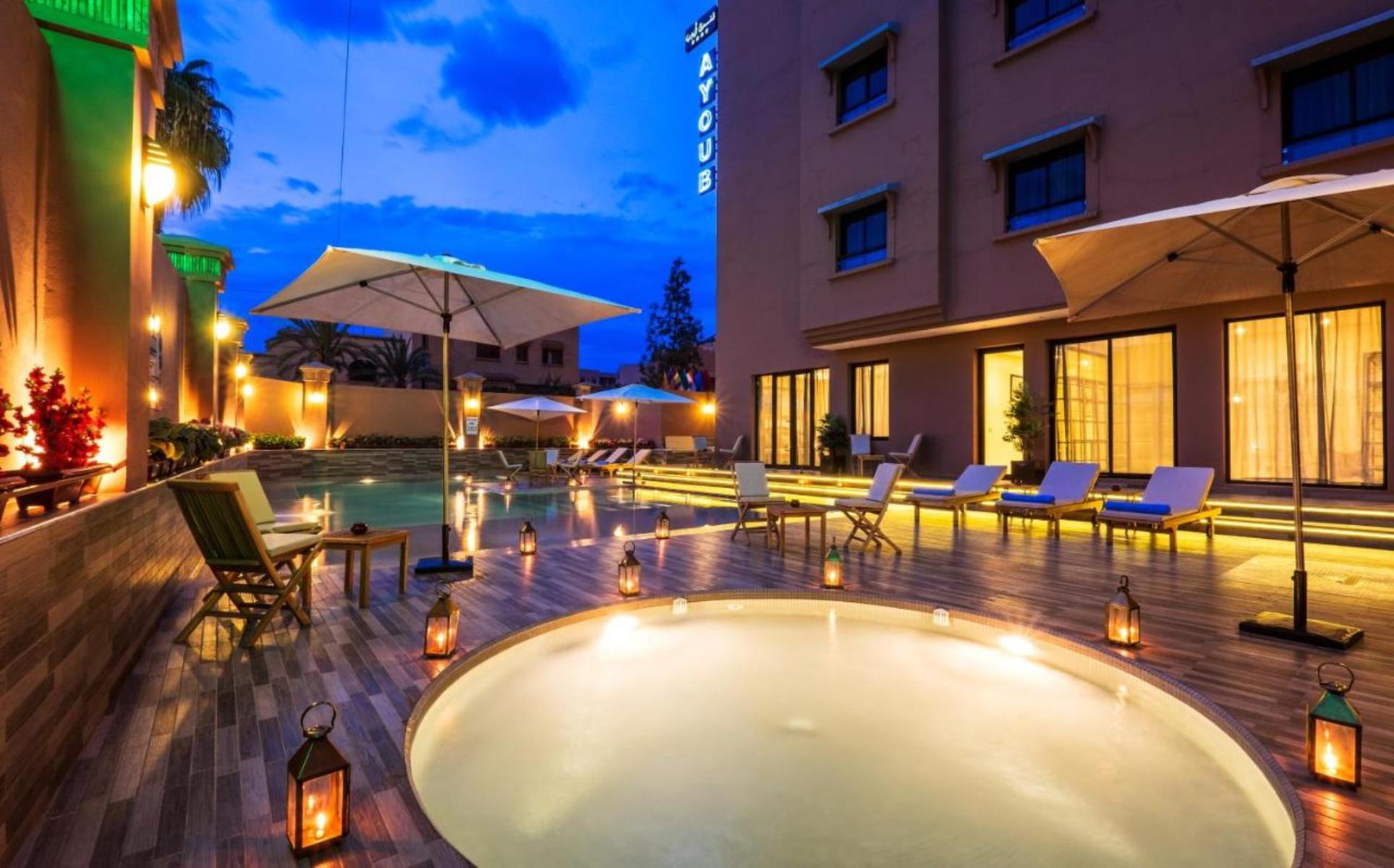 Hotel Ayoub – Zwembad in de avond, Marrakech