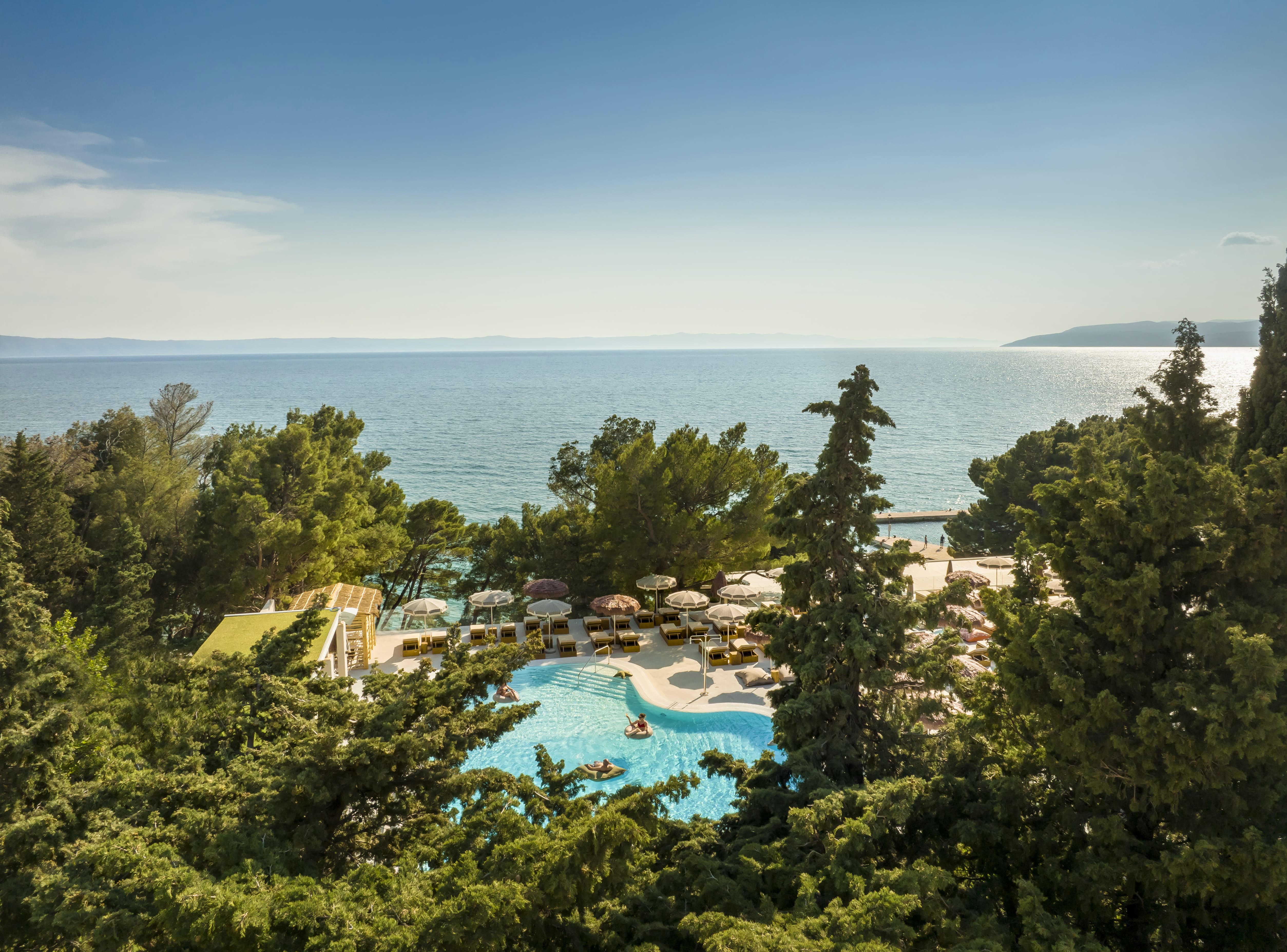 [PLACES] Dalmacija by Valamar – Zwembad en zee tussen de bomen, Makarska