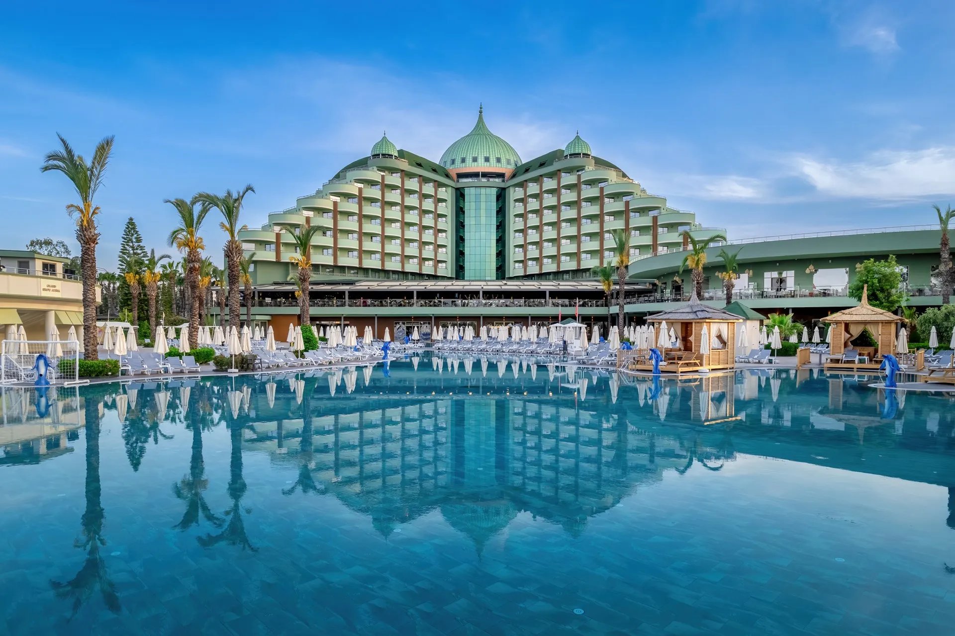 Delphin Palace Hotel – Hotel met zwembad, Lara Beach